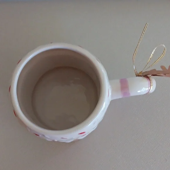 New!Viral Holly&Joy Gingerbread House Mug - Picture 2 of 5